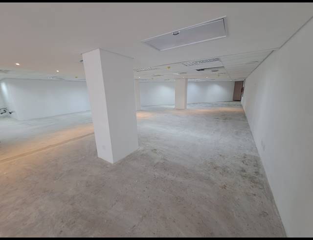 247M² BUSINESS CENTRE TO LET IN SUNNINGDALE